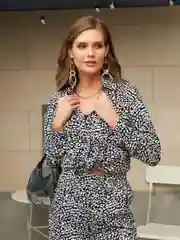 Костюм спортивный женский брючный рубашка и брюки, леопардовый