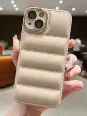 Бежевый чехол на iPhone (айфон) 11 силиконовый