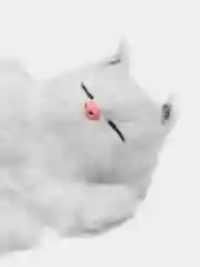 Белый статуэтка котенка спящего