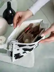 Белый косметичка женская водонепроницаемая, на молнии
