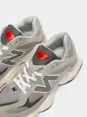Серый мужские кроссовки с логотипом New Balance 9060