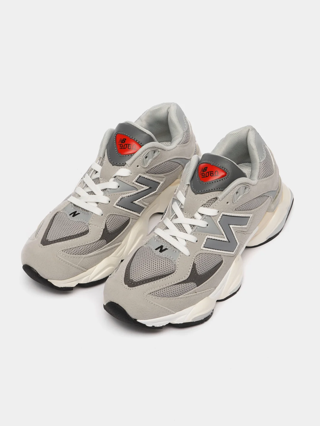 Серый мужские кроссовки с логотипом New Balance 9060