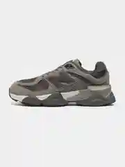 Коричневый кроссовки женские с логотипом New Balance 9060