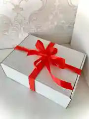 Алый подарочный набор косметики, бьюти бокс, подарок для девушки