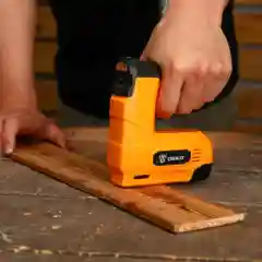 Степлер аккумуляторный DEKO DKES3.6, 1х1.5Ач, 3.6 В