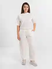 Белый костюм женский спортивный: топ и брюки