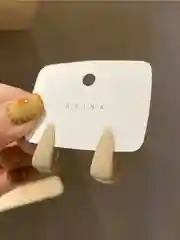 Бежевый серьги женские