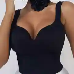 Спортивный базовый топ с эффектом пуш-ап и надежной посадкой / кроп / кроптоп / пушап
