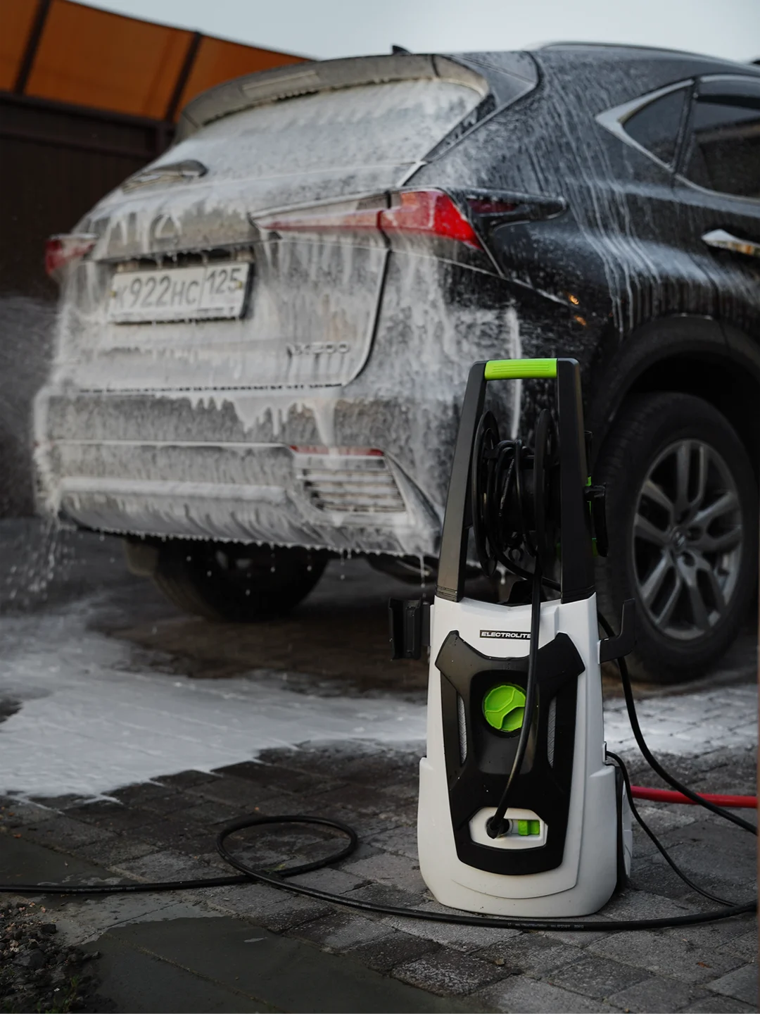 Мойка высокого давления ELECTROLITE 2350 С НАБОРОМ 2300 Вт, 120-150 бар , 420 л/час