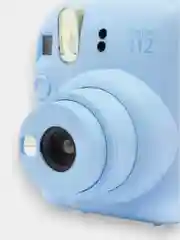 Бирюзовый фотоаппарат моментальной печати Fujifilm Instax Mini 12