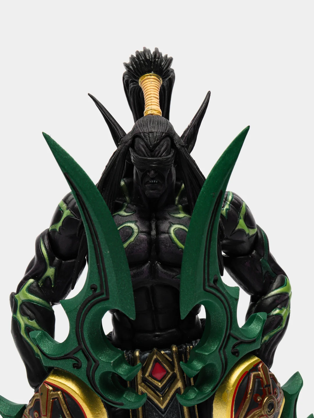 Разноцветный фигурка: WOW Illidan The Betrayer