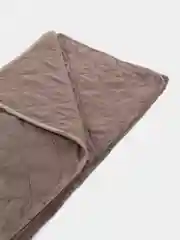 Покрывало DeNASTIA велюр 240x240см, цвет светло-коричневый
