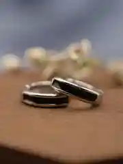 Черный серьги-кольца унисекс белые, черные
