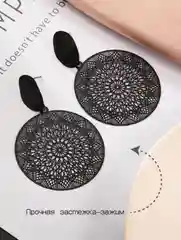 Серьги висячие круглые с ажурным узором