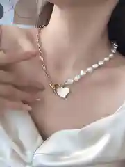 Ожерелье с цепью с подвеской "Сердце из ракушек"