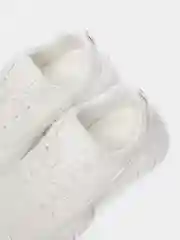Белый кроссовки женские спортивные