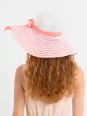 Конфетный шляпа на пляж