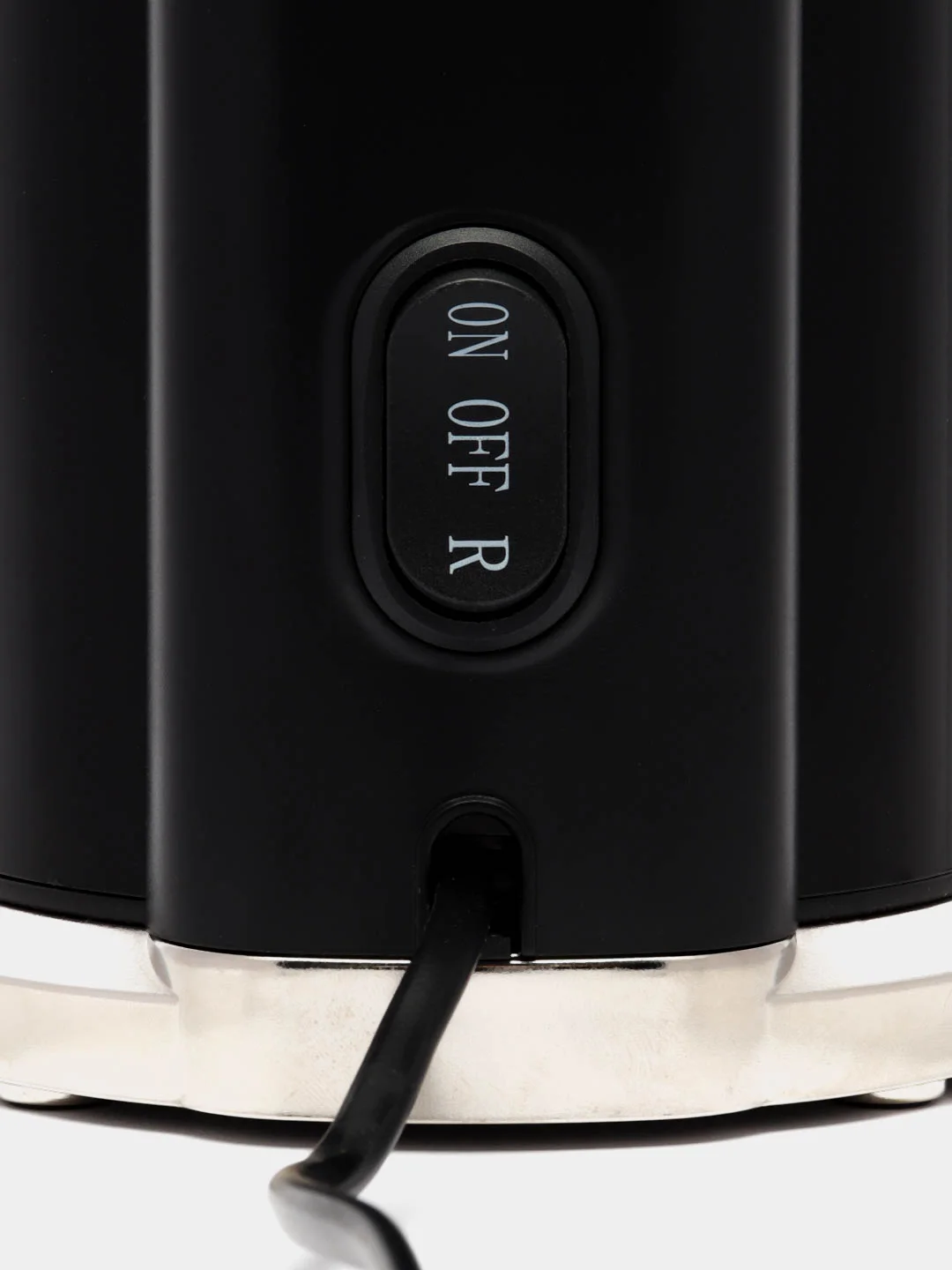 Черный соковыжималка электрическая шнековая Atvel PowerTwist J7, 180 Вт