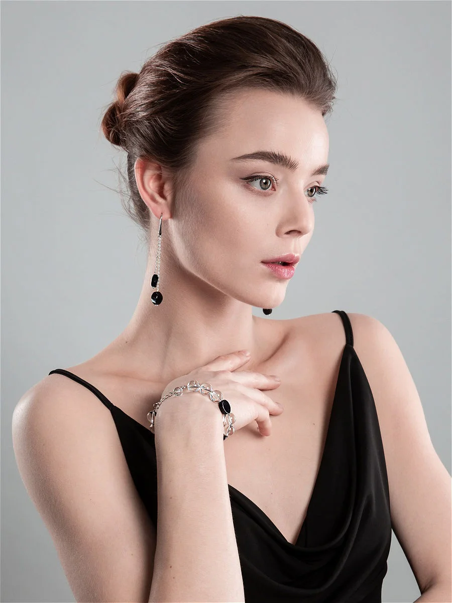 Серьги с ониксом