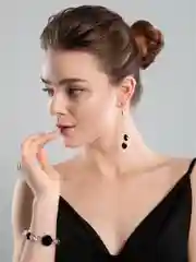 Серьги с ониксом