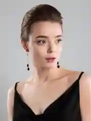 Серьги с ониксом