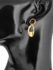Стильные серьги золотые