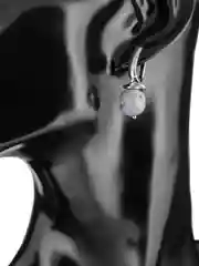 Асимметричные длинные серьги агат