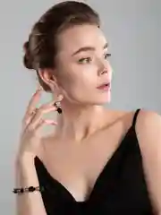 Браслет с натуральным камнем