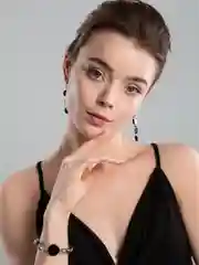Браслет с камнями