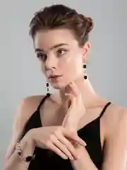 Браслет с камнями
