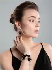 Асимметричные серьги геометрические с агатом