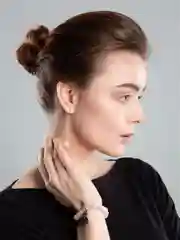 Серьги с мадагаскарским розовым кварцем