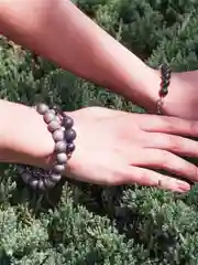 Браслет с камнями
