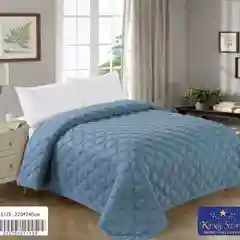 Бежевый покрывало на кровать (диван), размер - 240*260,Состав ткани - верх (велюр).низ-хлопок