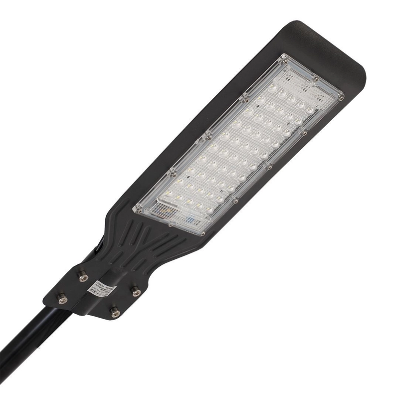 Светодиодный уличный консольный светильник GLANZEN 50 Вт IP65 RPD-6500-50-k