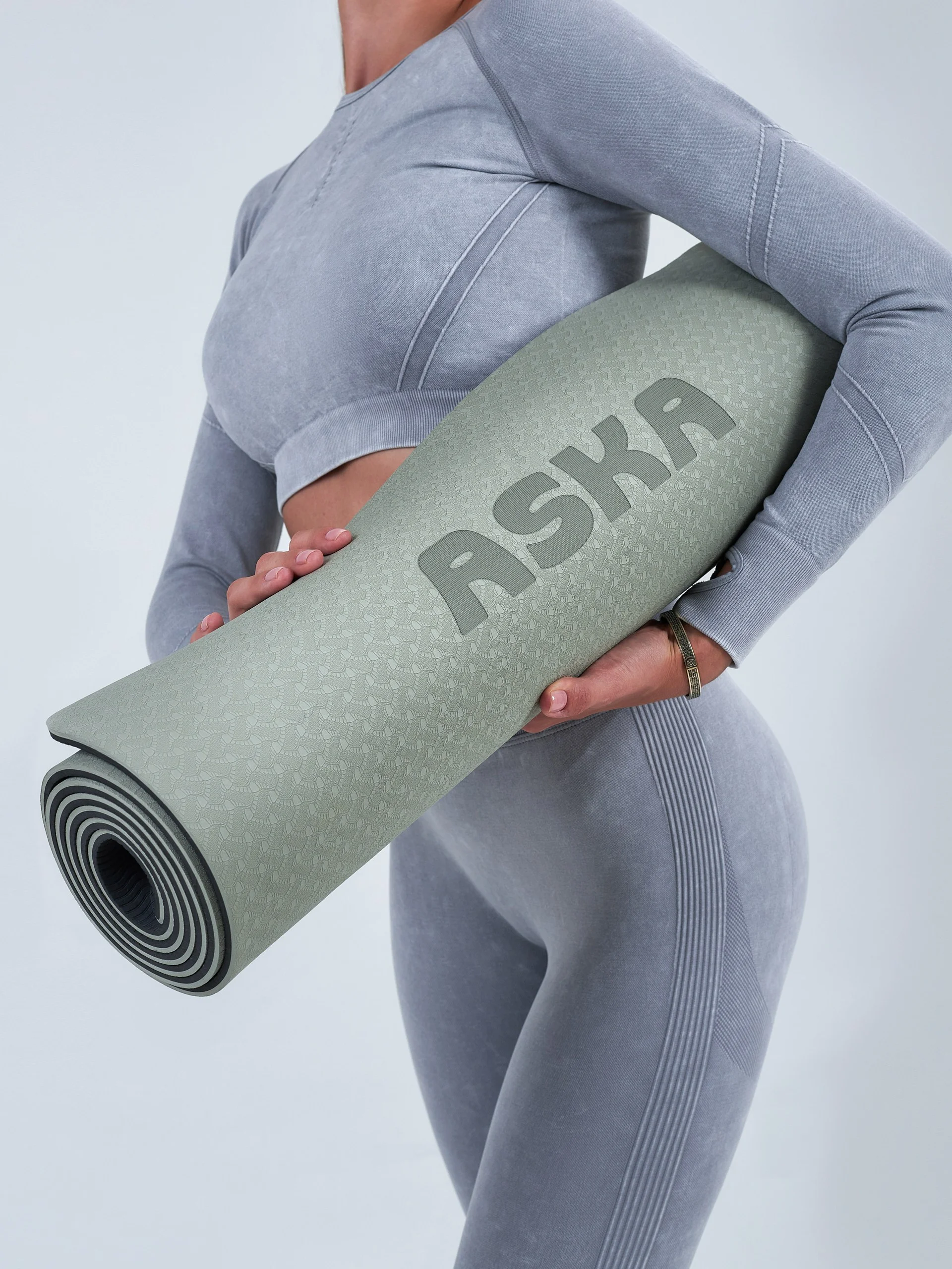 Серый коврик для йоги и фитнеса ASKA, нескользящий TPE