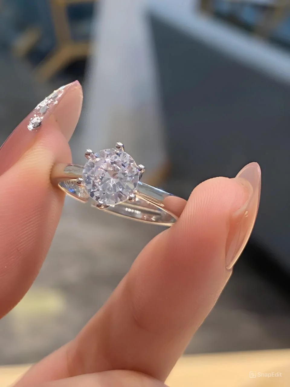 Серебряный кольцо женское