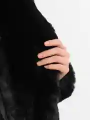 Шубка из искуственного меха