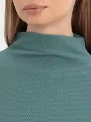 Зеленый платье лапша