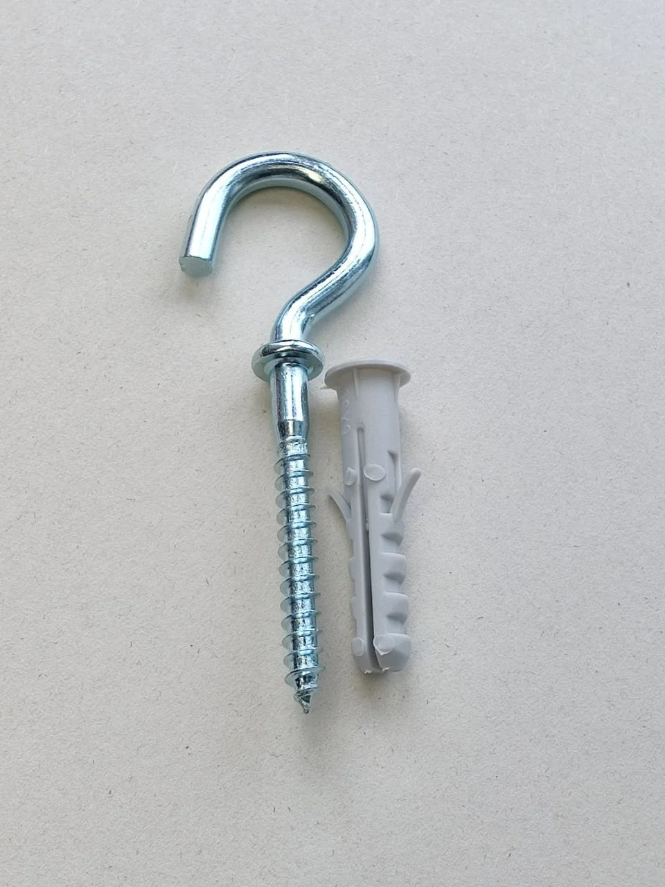 Серый дюбель с Г-образным крюком саморезом PA 6 EB/P2 6X30 (10 шт)