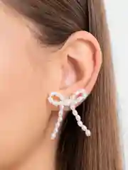Белый сережски женские, серьги бантики под жемчуг