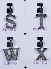 Кулон буквы золотые/серебрянные с фианитами талисман Xuping английский алфавит