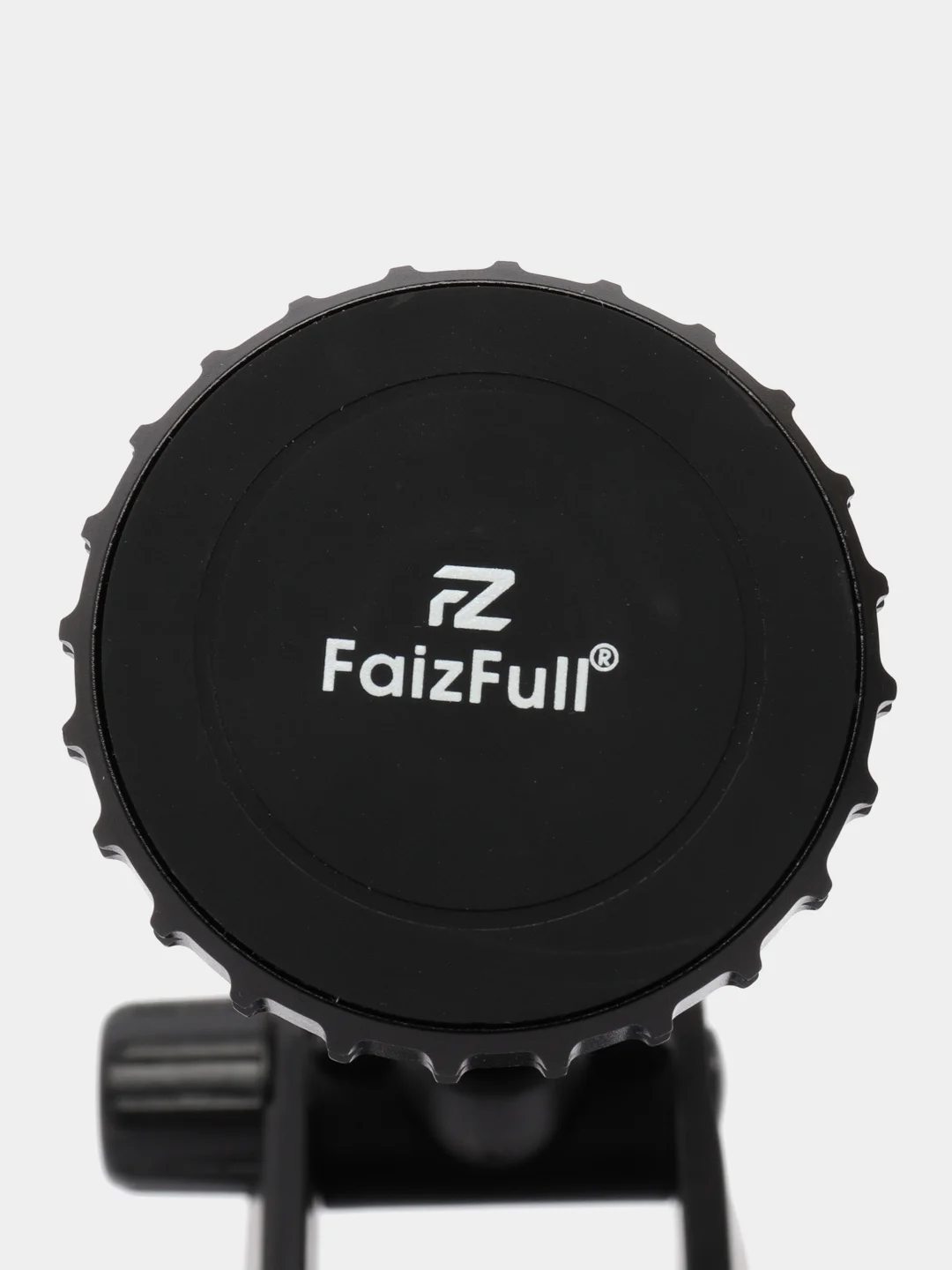 Черный держатель для телефона автомобильный магнитный усиленный FaizFull F40