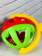 Каталка с ручкой Шарик погремушка для малышей игрушка игра