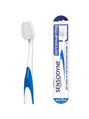 Зубная щетка Sensodyne Бережный Уход для чувствительных зубов, мягкая, синяя