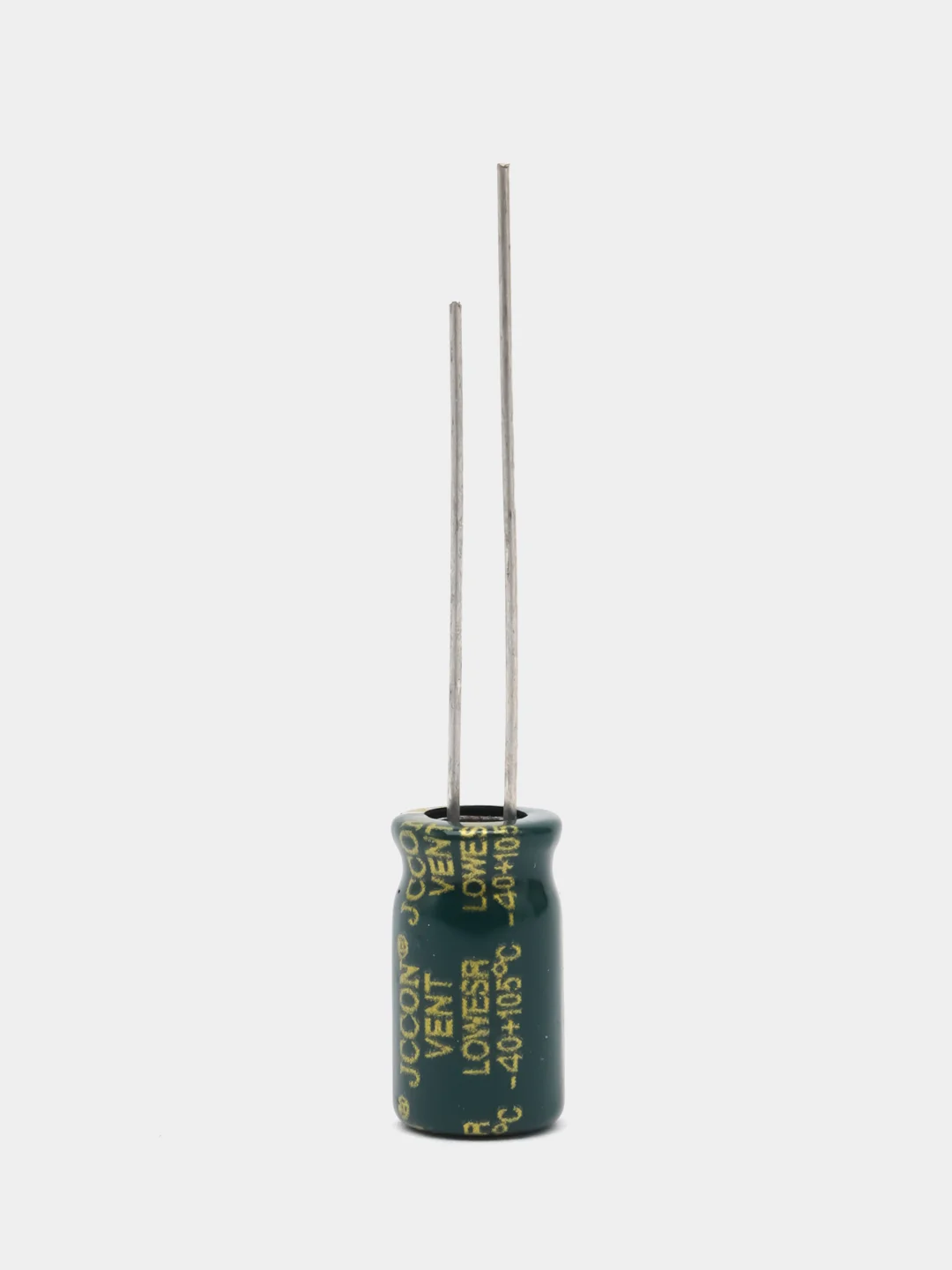 220мкФ 16в Конденсатор электролитический 220UF 16V 105C 6х11мм