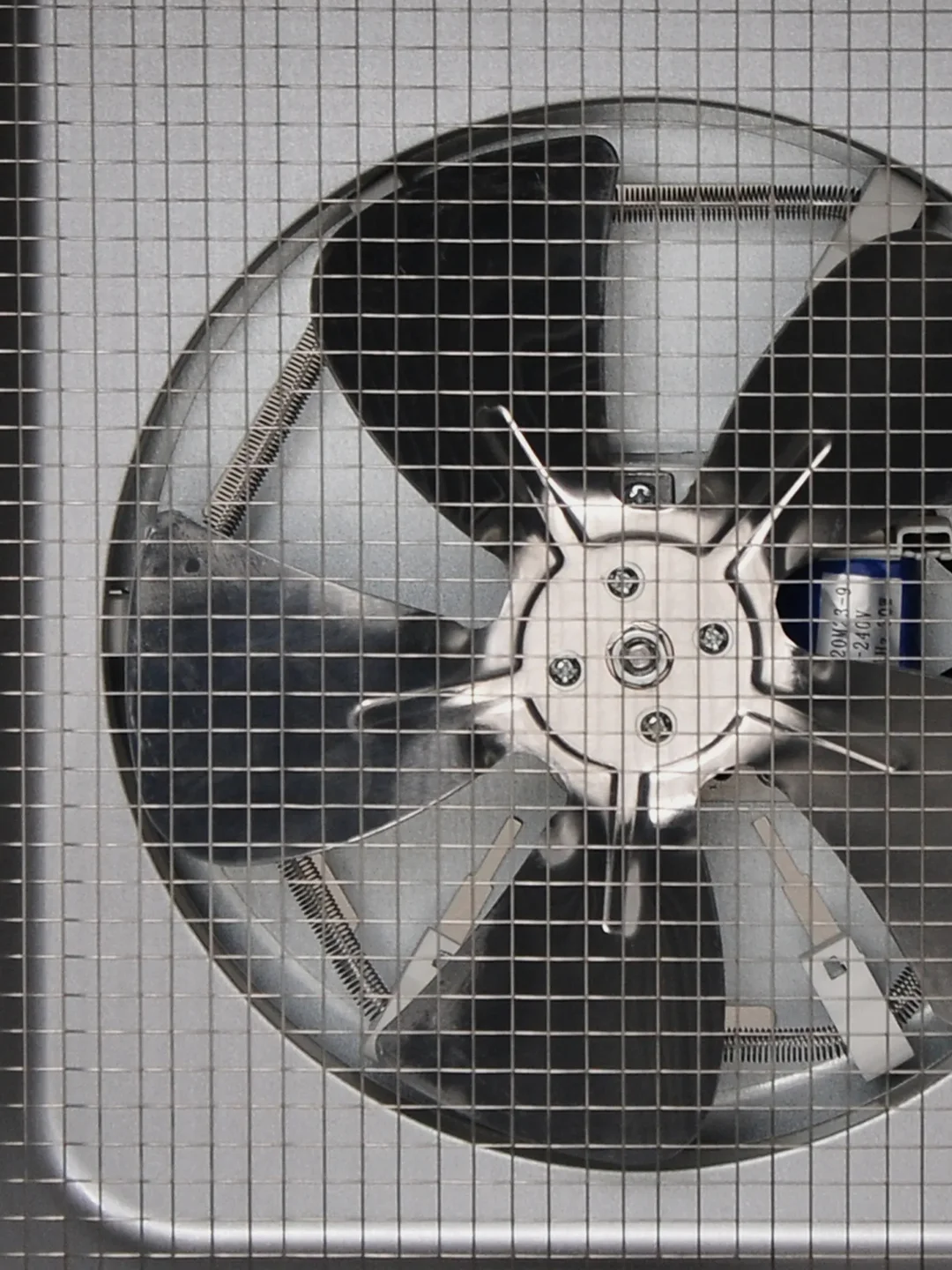 Сушка для фруктов и овощей Hyundai HYFD-P1801, 18 поддонов, 700Вт, черный