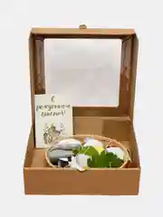 Зеленый мобиль из фетра
