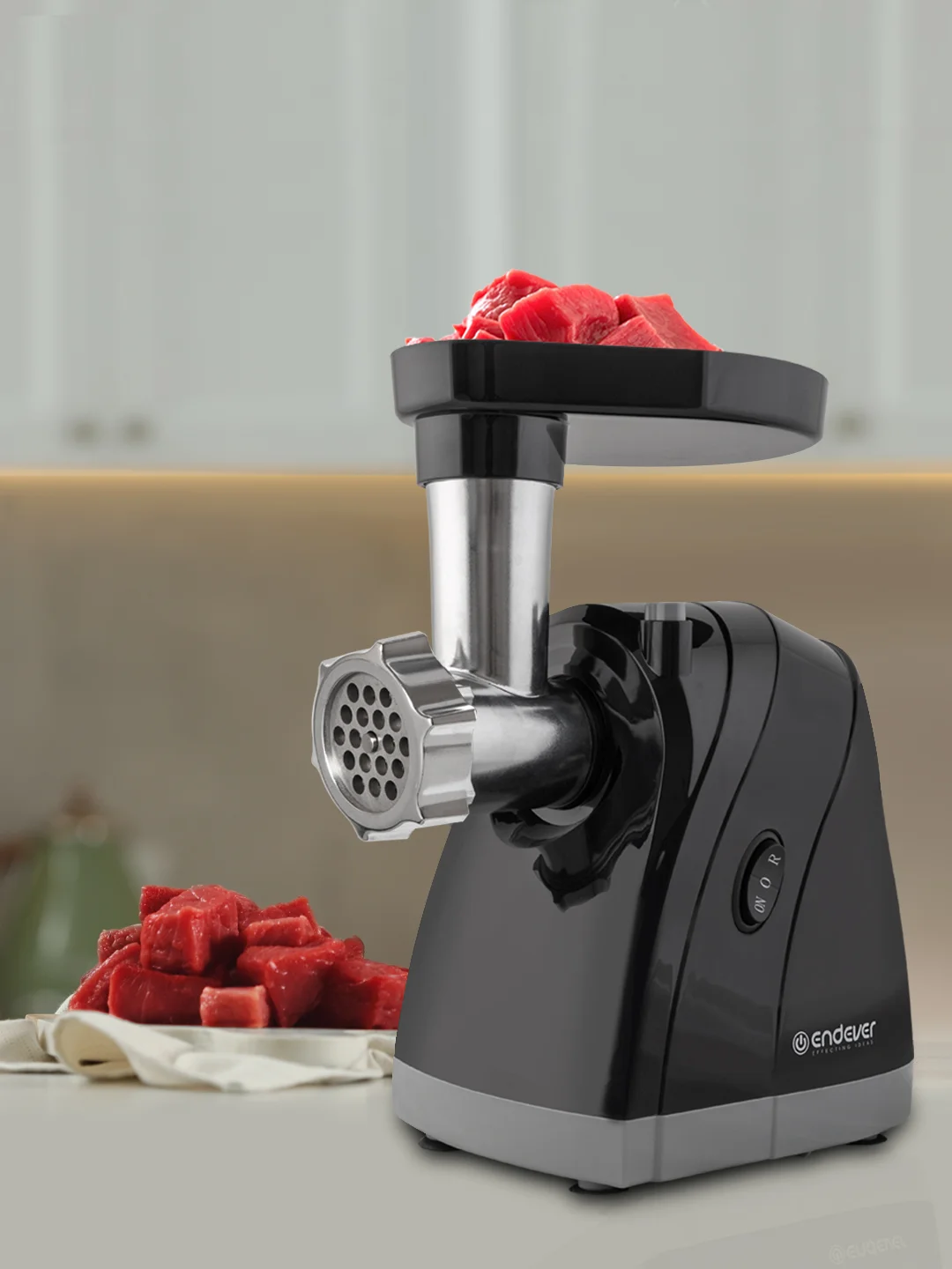 Электрическая мясорубка ENDEVER SIGMA-37