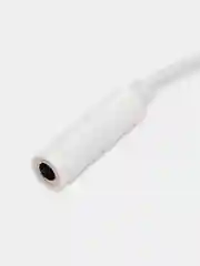 Белый переходник для поключения наушников к iPhone Lightning - jack 3,5 с микрофоном